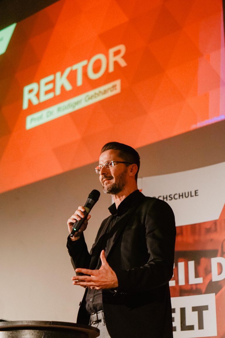 Rektor Prof. Dr. Rüdiger Gebhardt