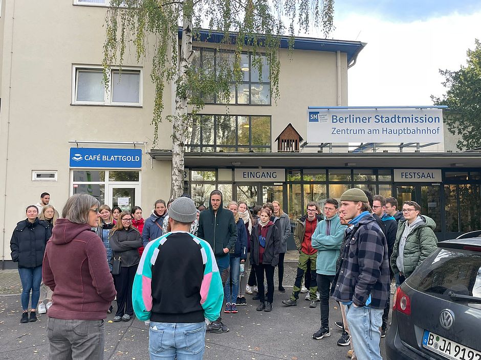  Gemeinsame Besichtigung der Notunterkunft für Obdachlose mit der Stadtmission 